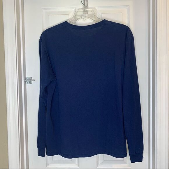 Stranger Things Netflix Long Sleeve TShirt - Adult Size L “Friends Don't Lie" - Picture 5 of 8